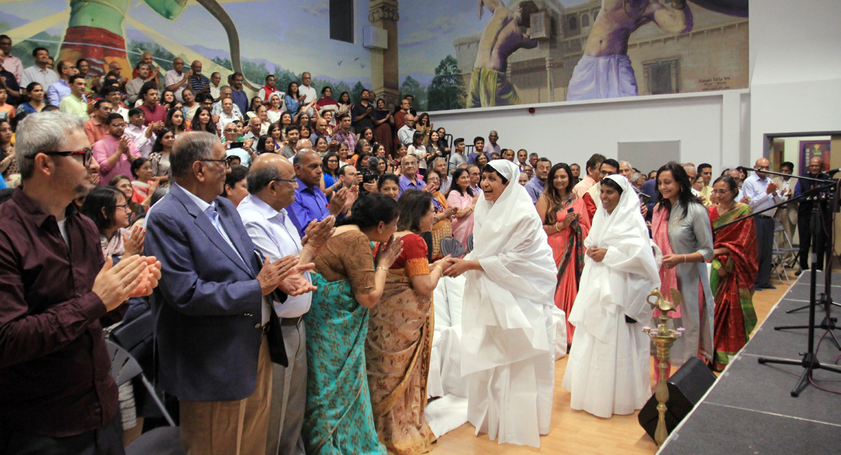 welcoming sadhviji