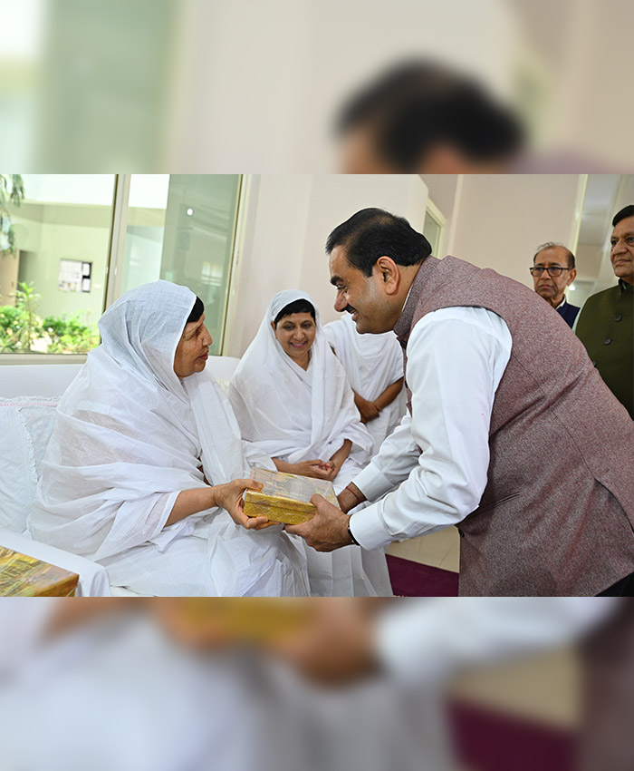 Shri Gautam Adani visits Veerayatan Kutch campus