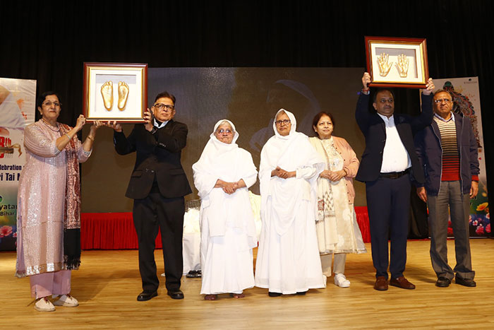A precious gift from Shri Abhaybhai Firodia