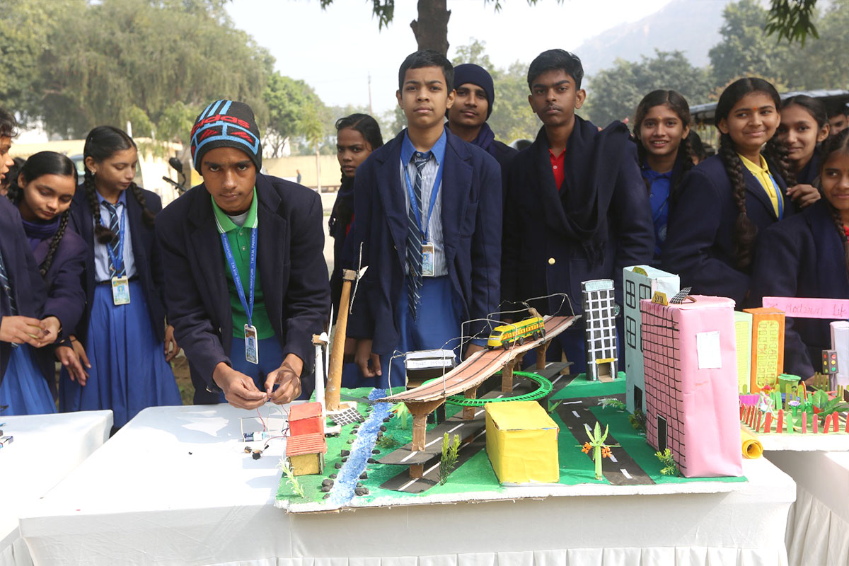 Science Projects of Veerayatan students