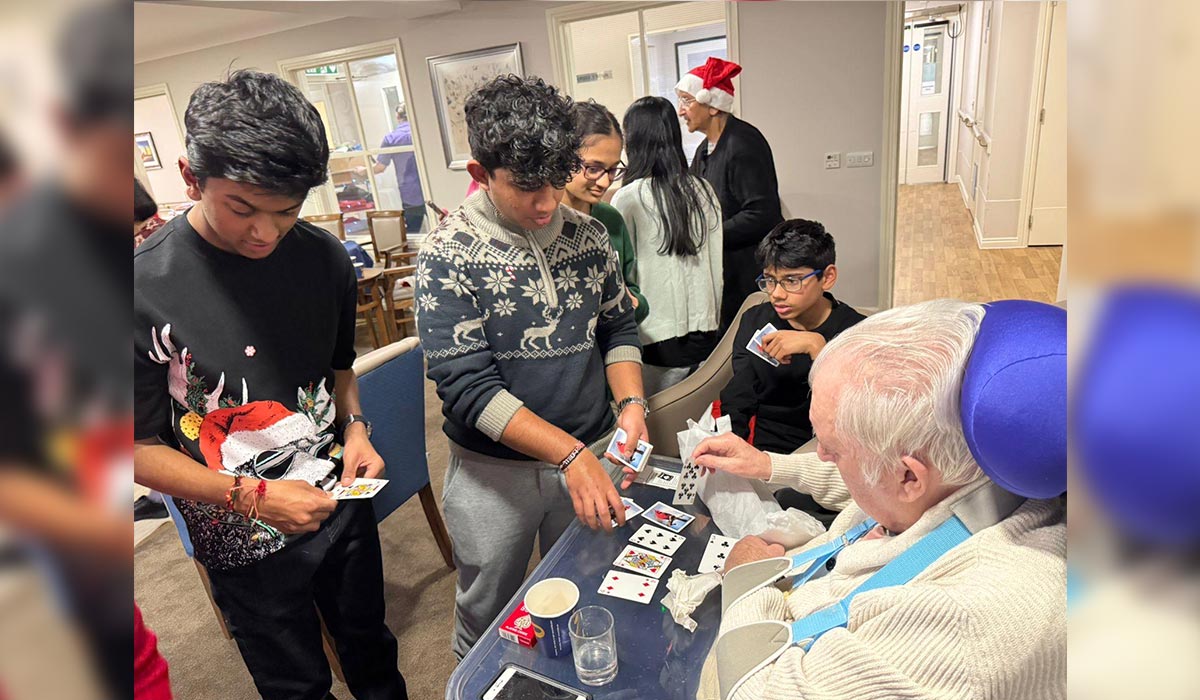 SCVP School Christmas Care Home Visit
